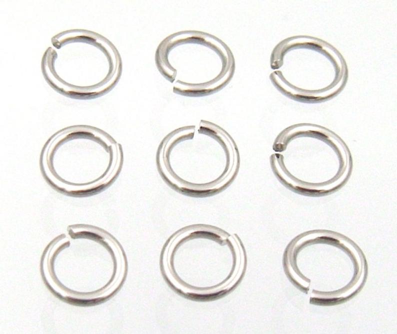500 PC. Smooth Saw Cut  Stainless Steel Jump Rings, Your Choice of Size And Wire Gauge
